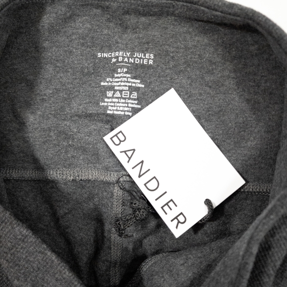 Bandier x Sincerely Jules The Meadow Legging - Picture 9 of 10